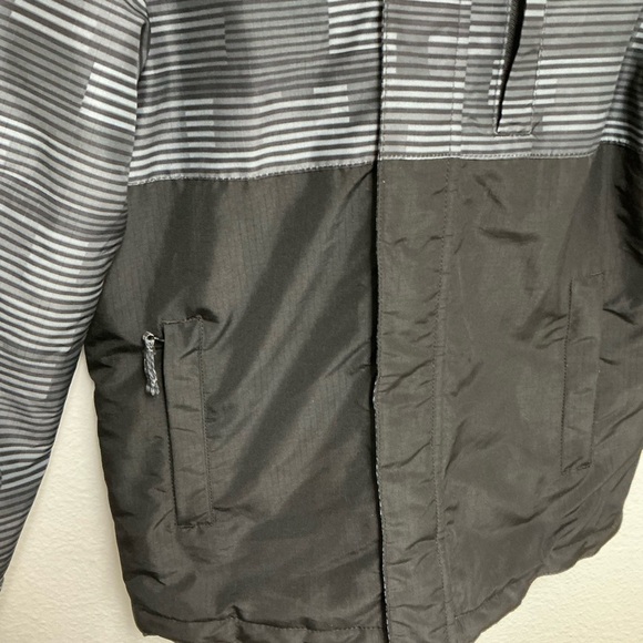 Place Kids Black and Gray And Neon Green Puffer Jacket - Picture 7 of 10